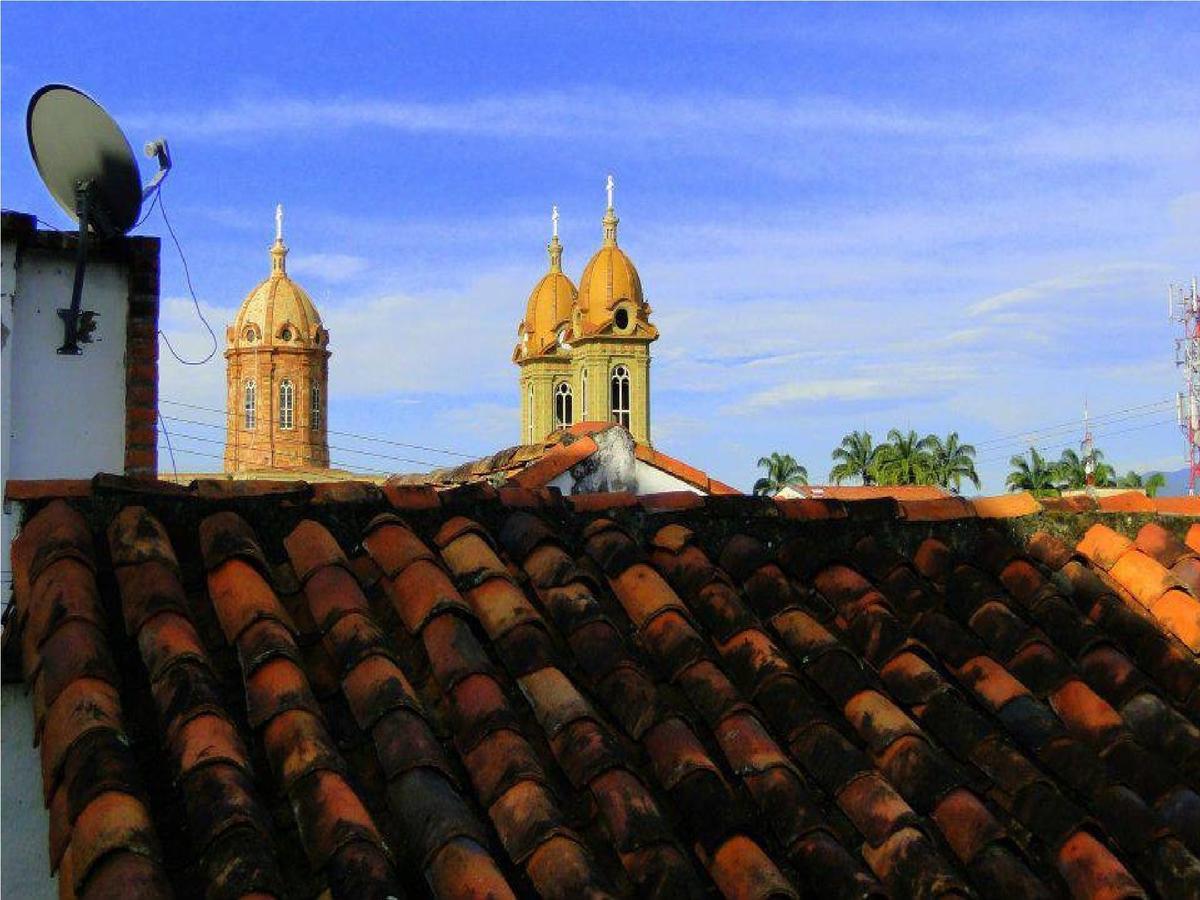 La Serrana Hostal Spa Socorro Ngoại thất bức ảnh