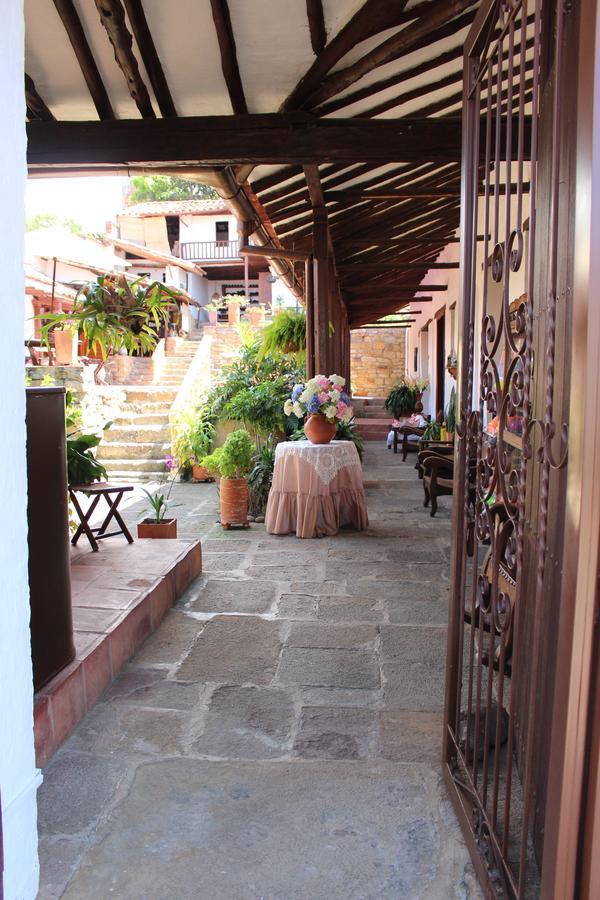 La Serrana Hostal Spa Socorro Ngoại thất bức ảnh