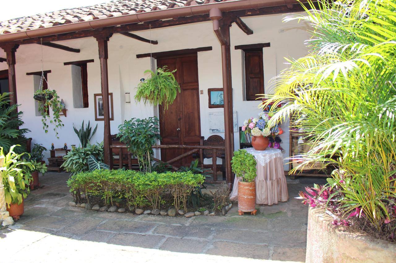 La Serrana Hostal Spa Socorro Ngoại thất bức ảnh
