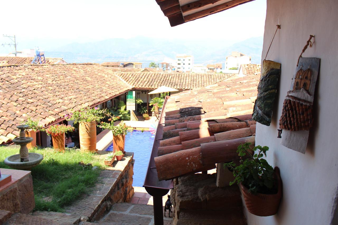 La Serrana Hostal Spa Socorro Ngoại thất bức ảnh