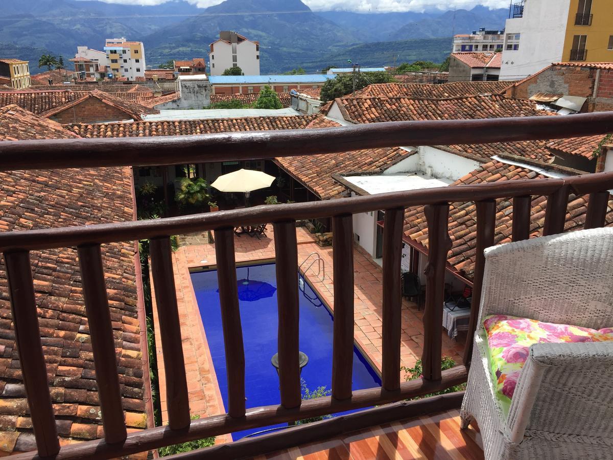 La Serrana Hostal Spa Socorro Ngoại thất bức ảnh