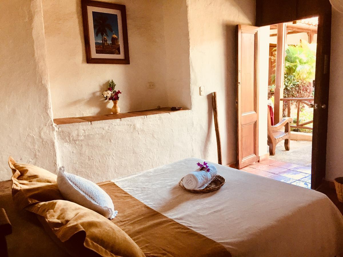 La Serrana Hostal Spa Socorro Ngoại thất bức ảnh
