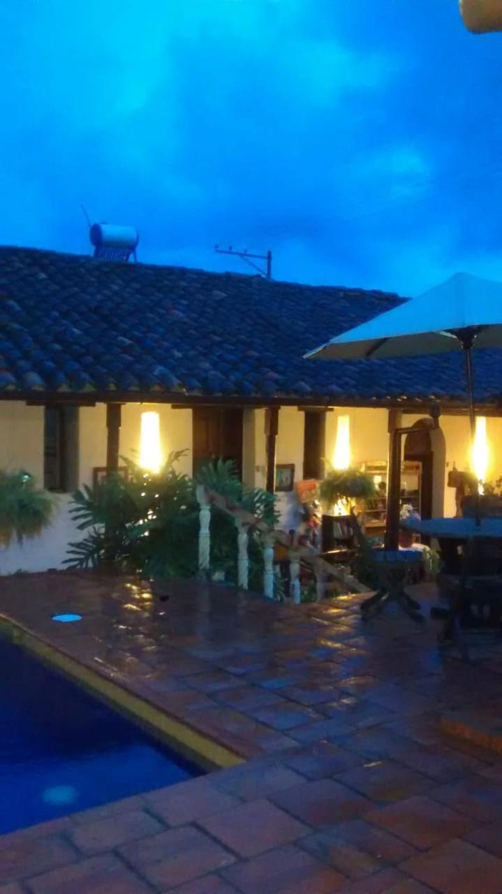 La Serrana Hostal Spa Socorro Ngoại thất bức ảnh