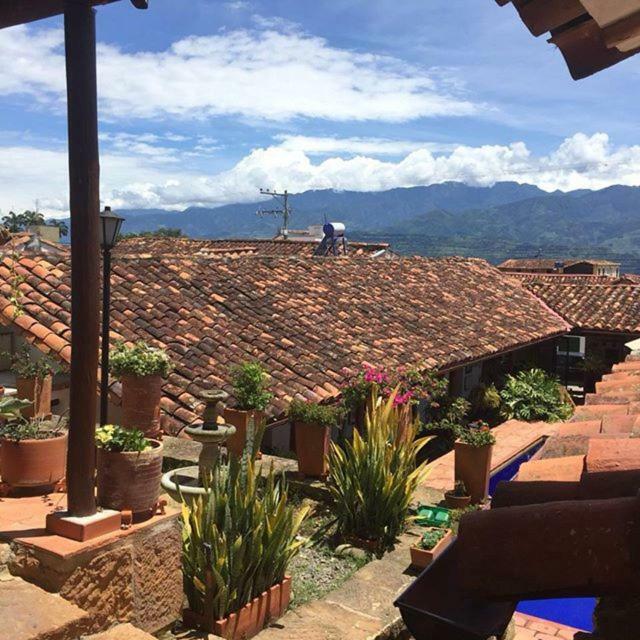 La Serrana Hostal Spa Socorro Ngoại thất bức ảnh